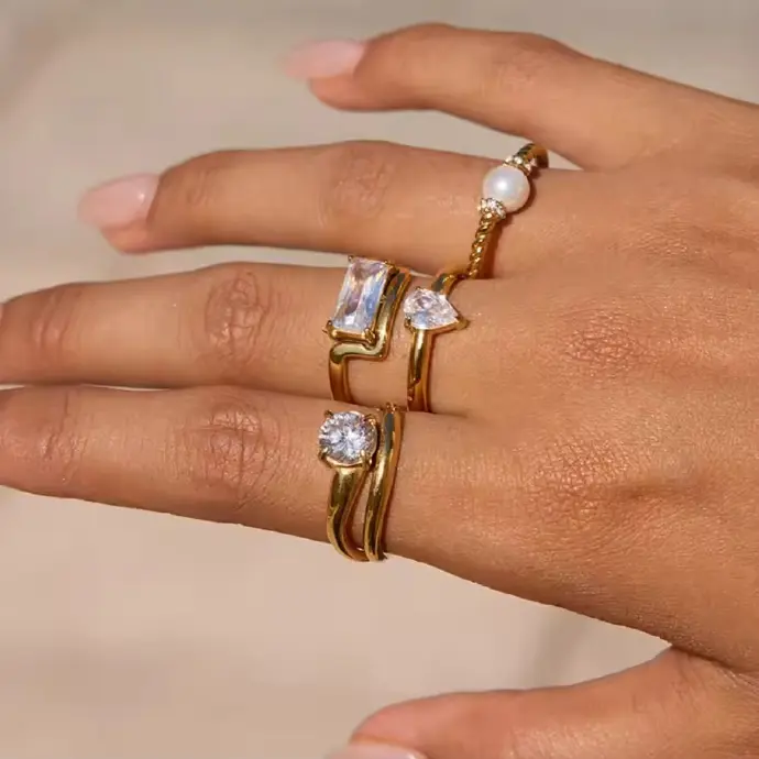 Stainless steel rings with 18K gold plating — Vyara wholesale