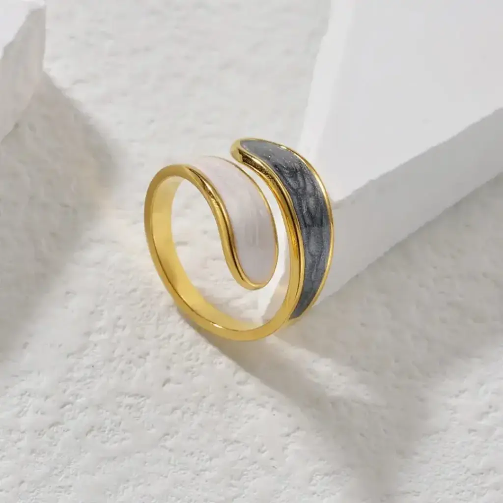 White & Black Gold plated Adjustable Ring