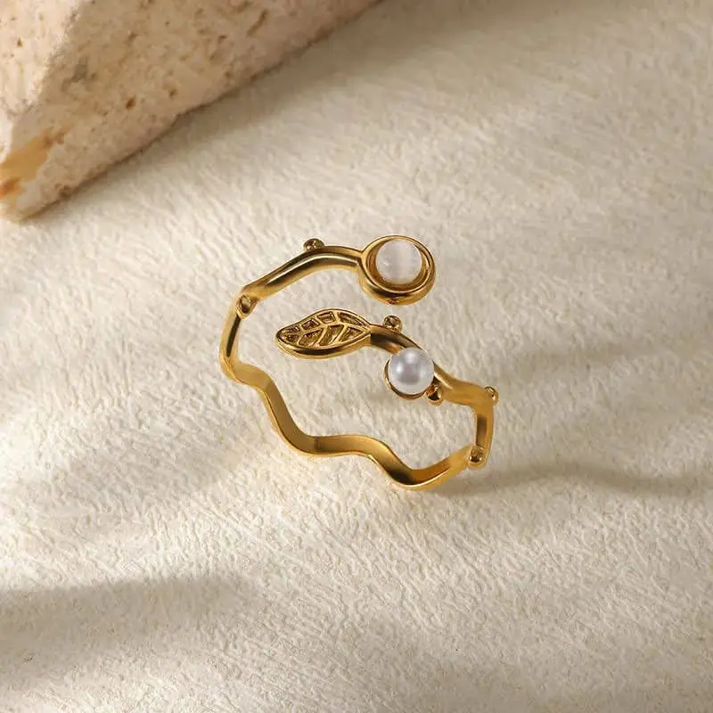 [R0038-WH] Leaf & Pearl Adjustable Ring Stainless Steel Gold plated (White)