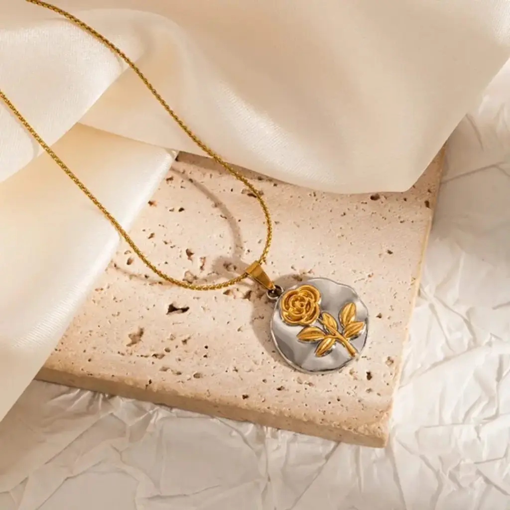 [N0040-3] Stainless Steel 18k Gold plated Necklaces (3)