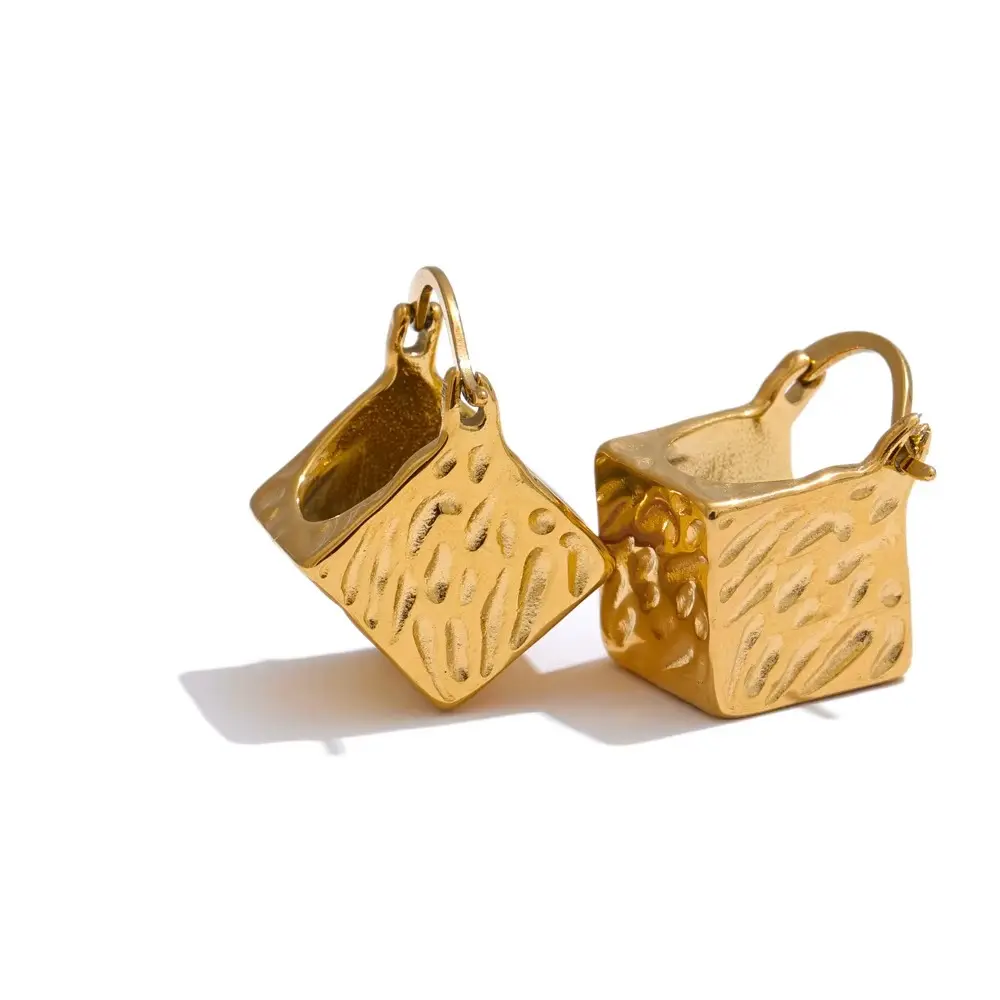 Square Shape Hollow Metal Earrings Gold Waterproof Attractive Hoop Earrings