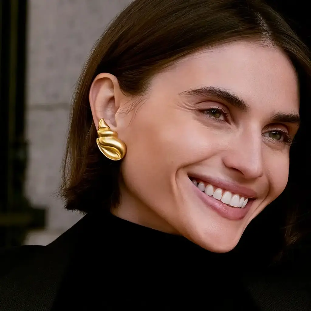 Snail Shaped Stud Earrings for Women Designer Dainty Stainless Steel Earring