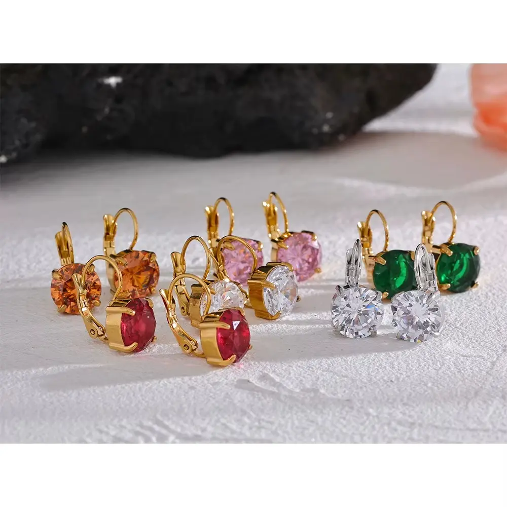 [E00014-W-G] Round Ear Clasp Hoop Earrings (18K Gold PVD, White)