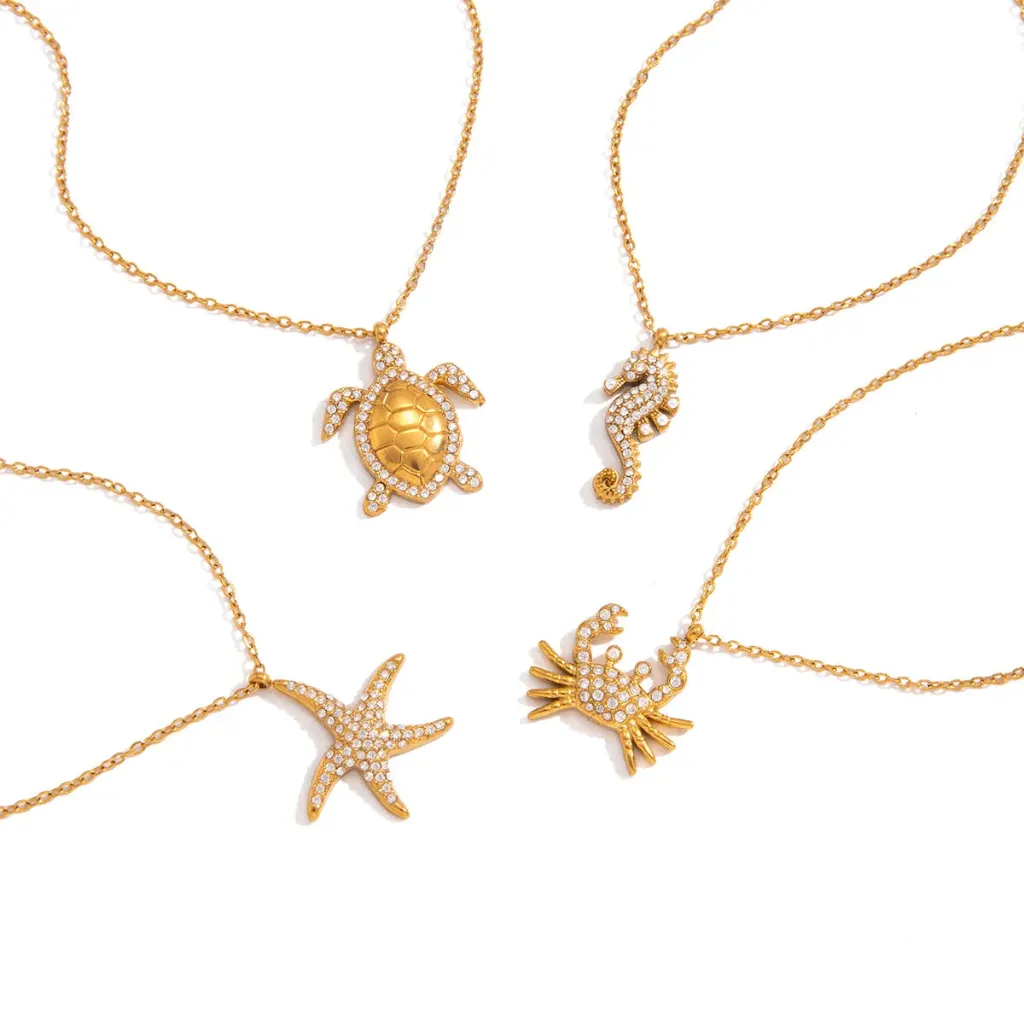 Ocean Vacation Animal Necklace 18K Gold Stainless Steel Rhinestone Summer Starfish Crab Turtle Seahorse Pendant Necklace